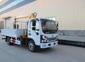 藍(lán)牌隨車吊，銷售紅火